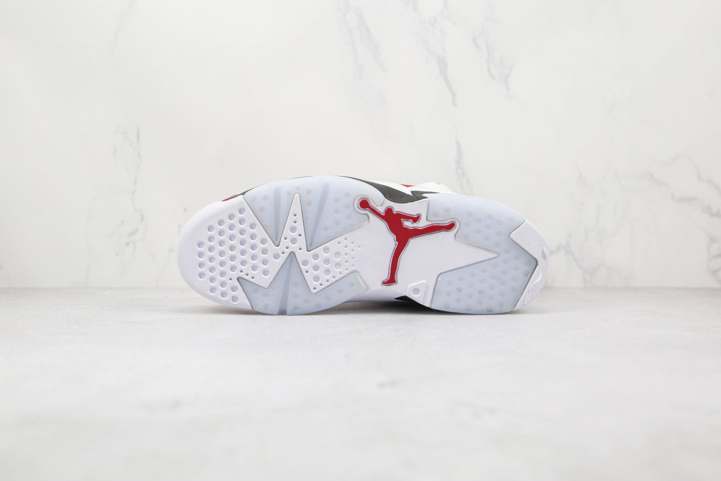 106 Air Jordan 6