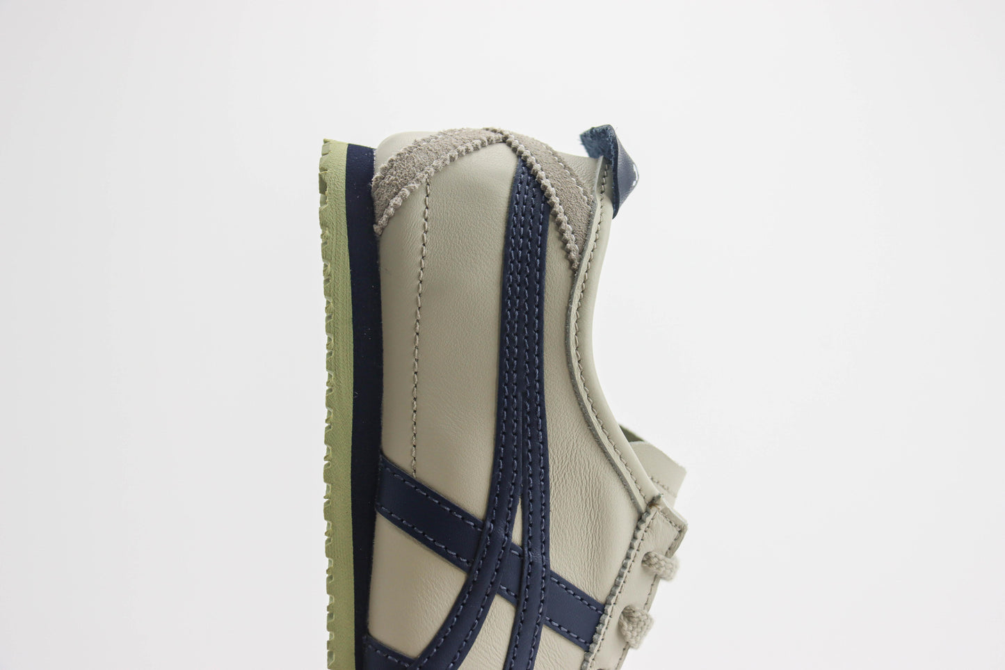 Asics Mexico 66 B30