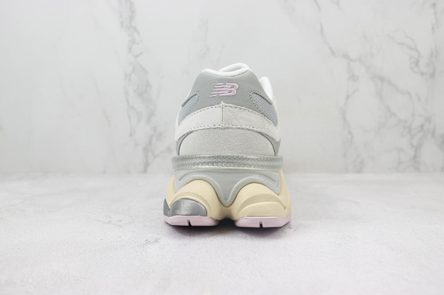 New Balance NB9060 B90 V133