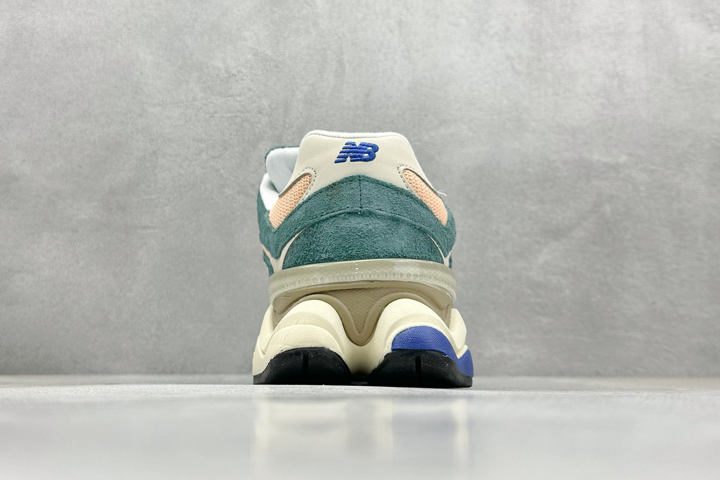 New Balance NB9060 V12