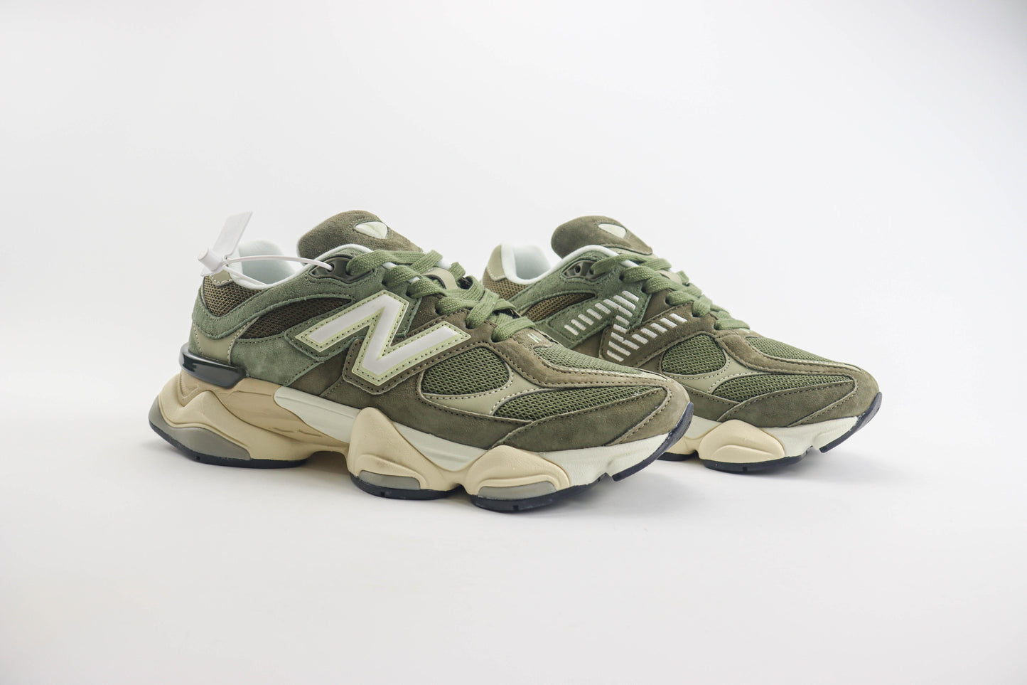 New Balance NB9060 V15