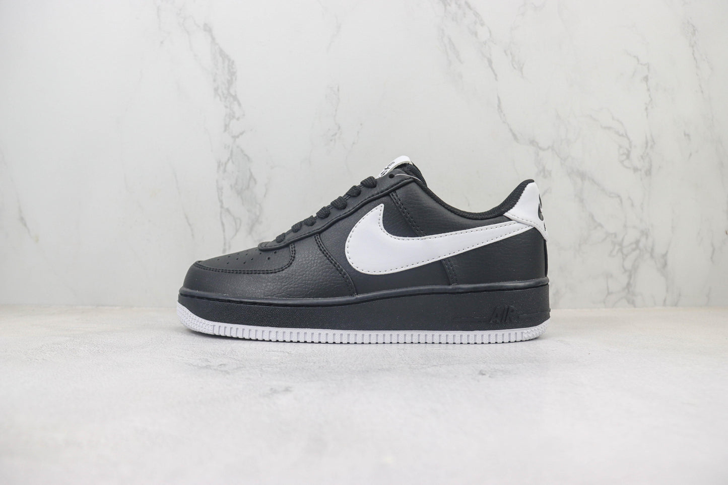 Air Force 1 Low B90 Preto e Branco