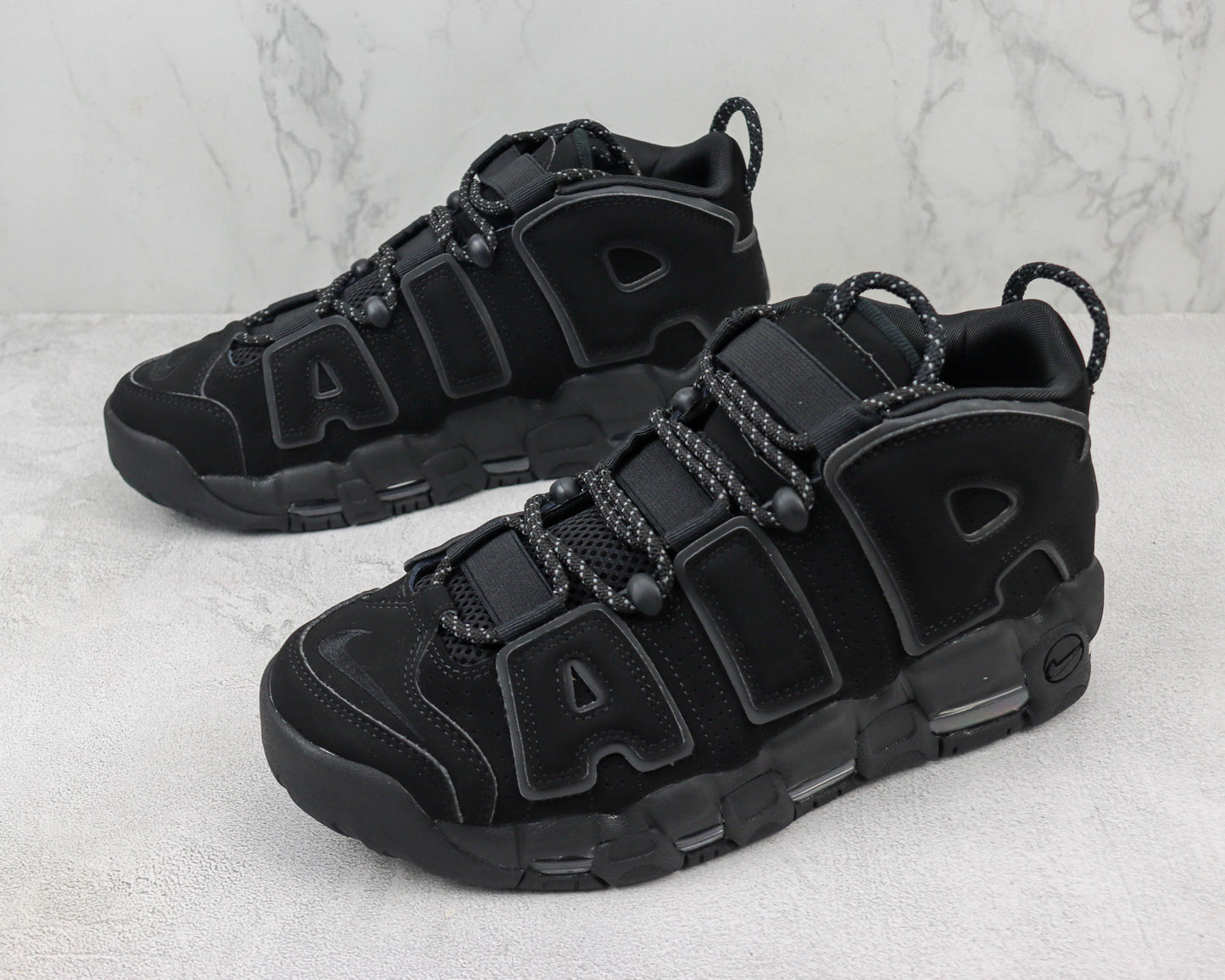 NK Air More Uptempo V46