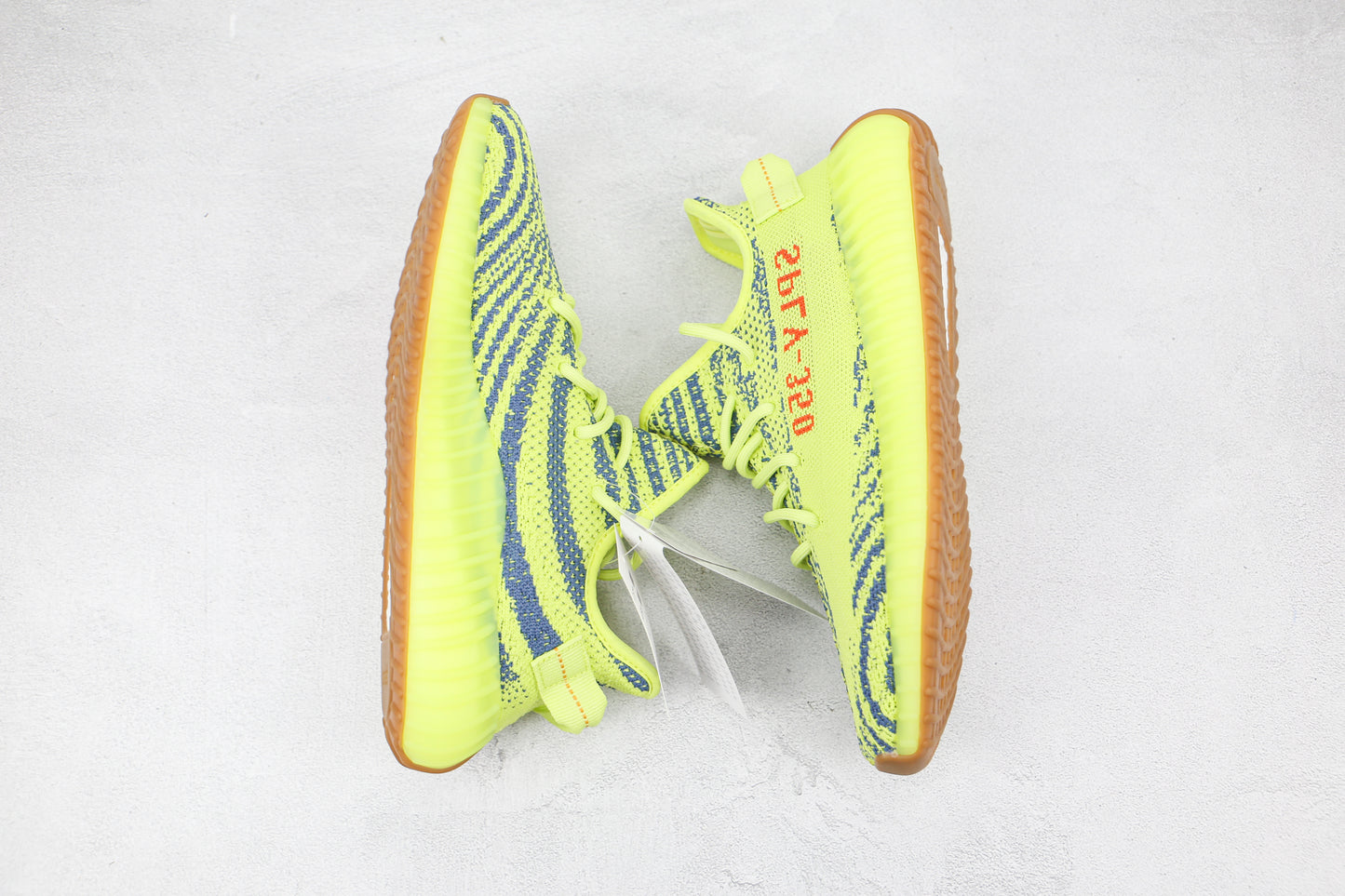 Yeezy Boost 350 V2 Verde Claro
