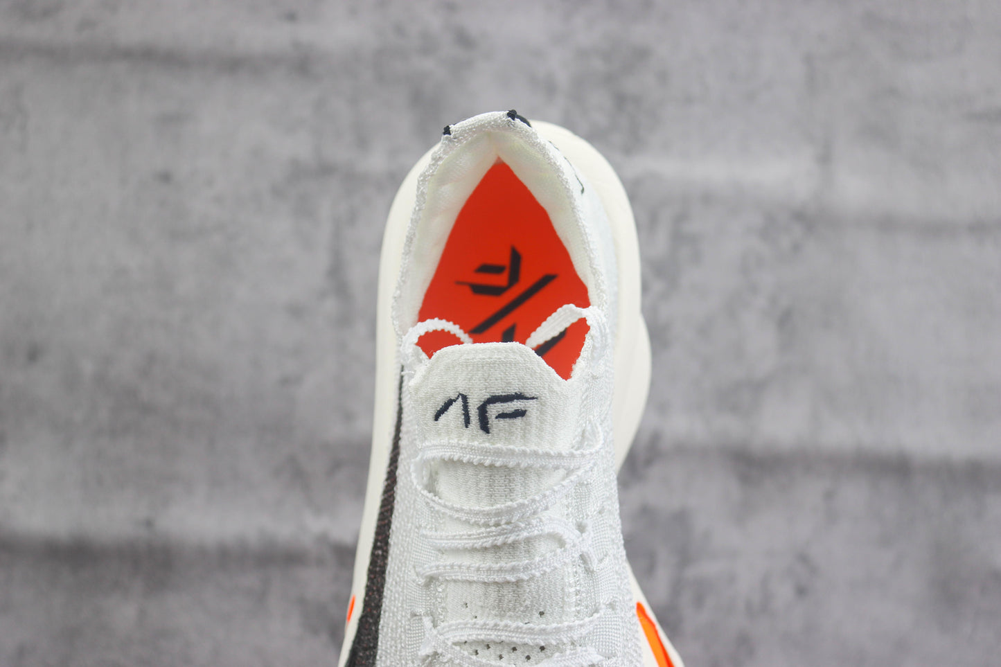 Alphafly C50 Branco e Laranja