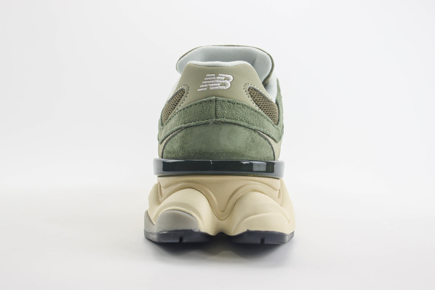 New Balance NB9060 V15