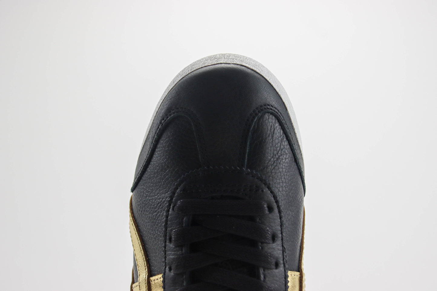 Asics Mexico 66 Preto e Dourado