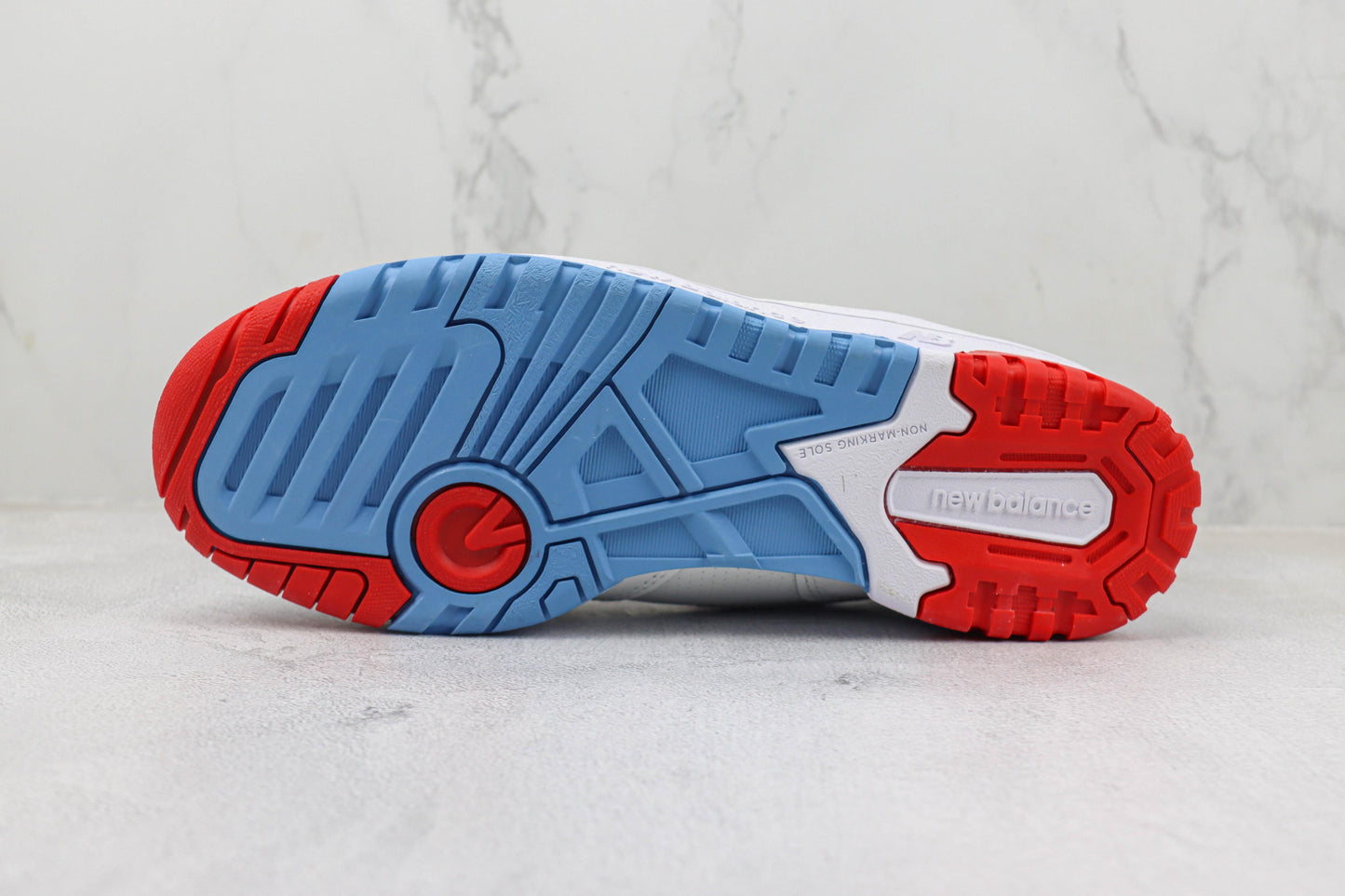NB 550 Azul e Vermelho