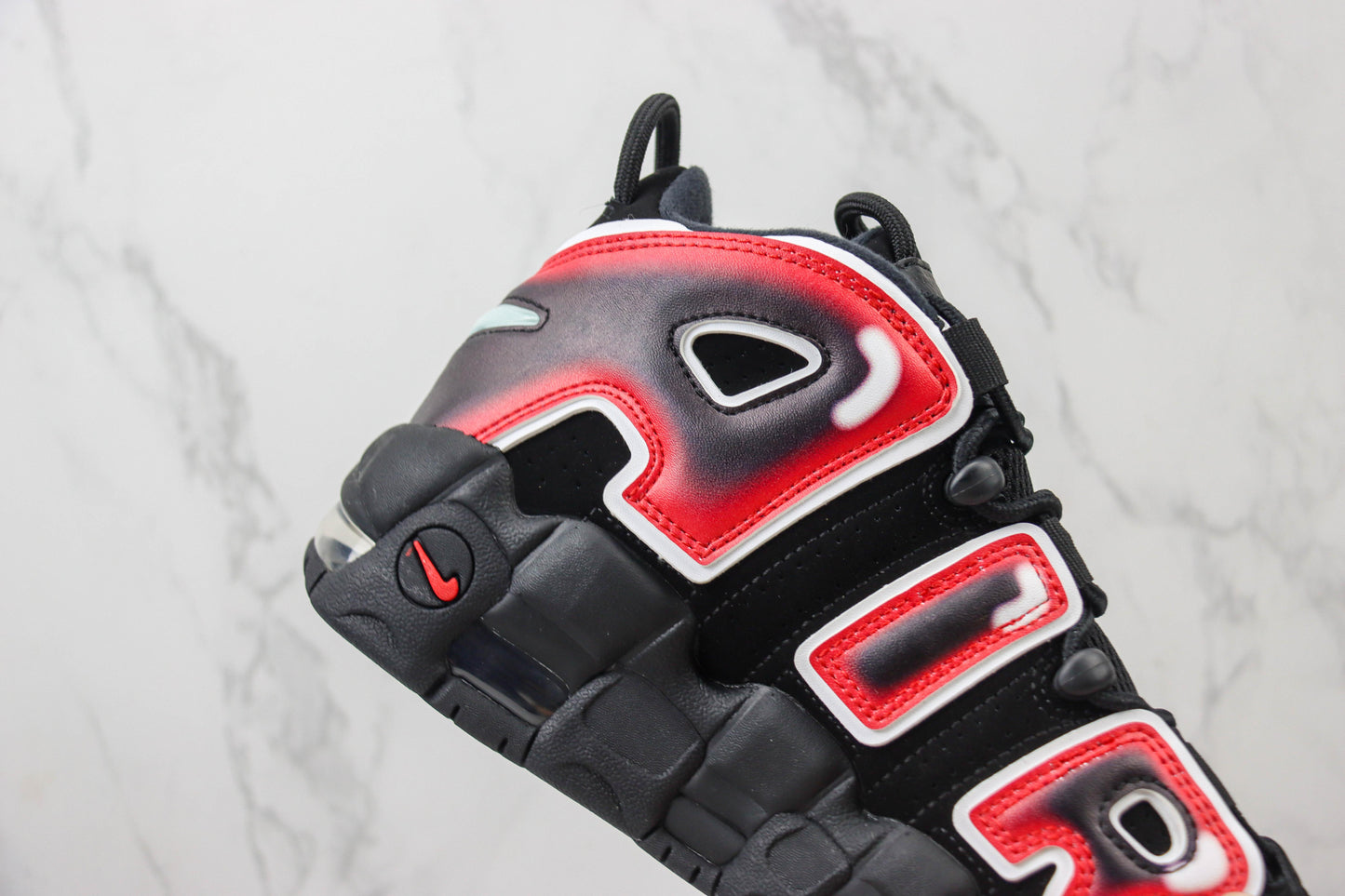 NK Air More Uptempo V47