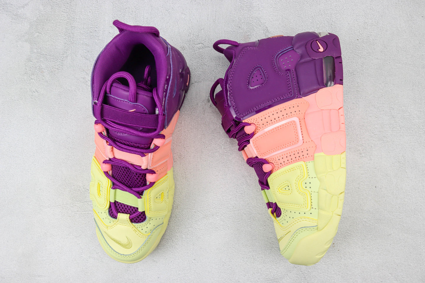 NK Air More Uptempo V42