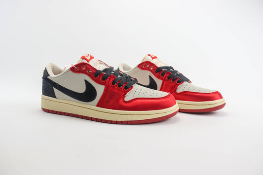 Jordan 1 Low OG x Trophy Room White