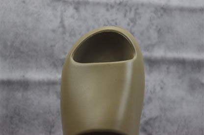 Yeezy Slide Brown
