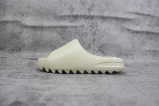Yeezy Slide Bone