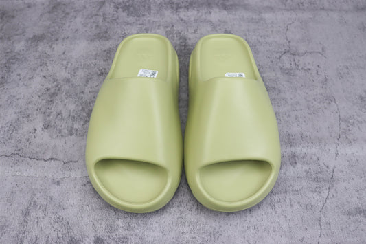 Yeezy Slide Resin