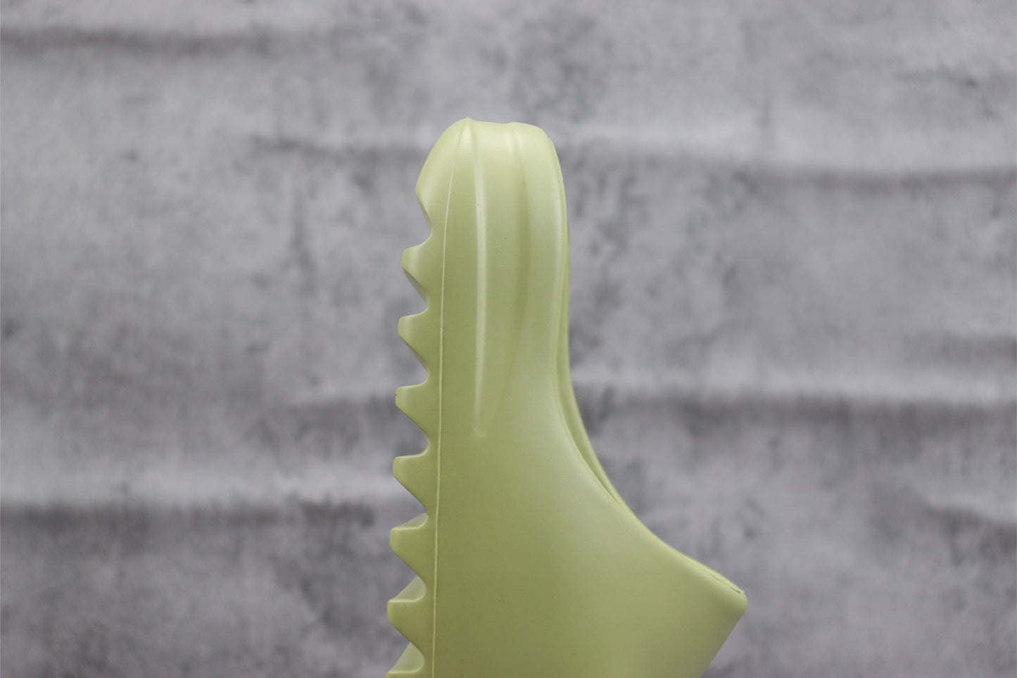Yeezy Slide Resin