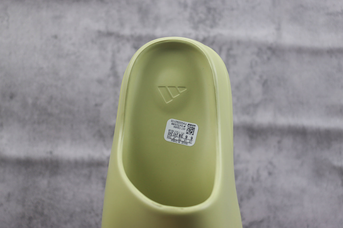 Yeezy Slide Resin