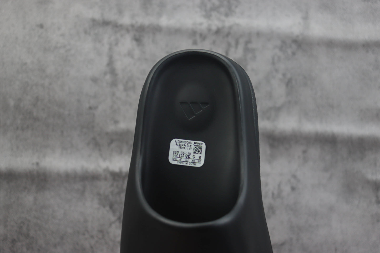 Yeezy Slide Black