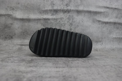 Yeezy Slide Black