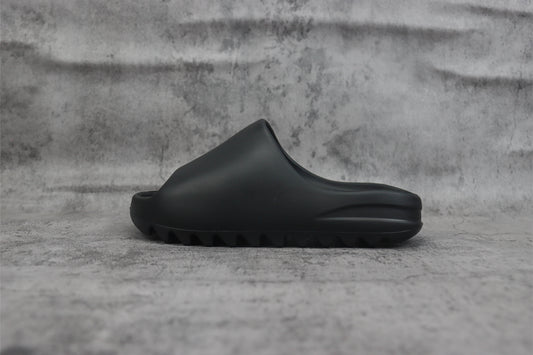 Yeezy Slide Black