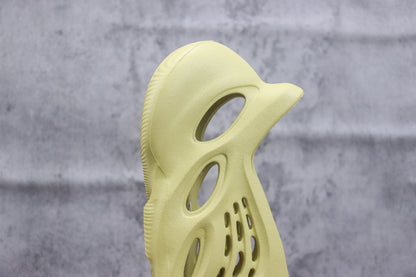 Yeezy Foam Runner Sulfur