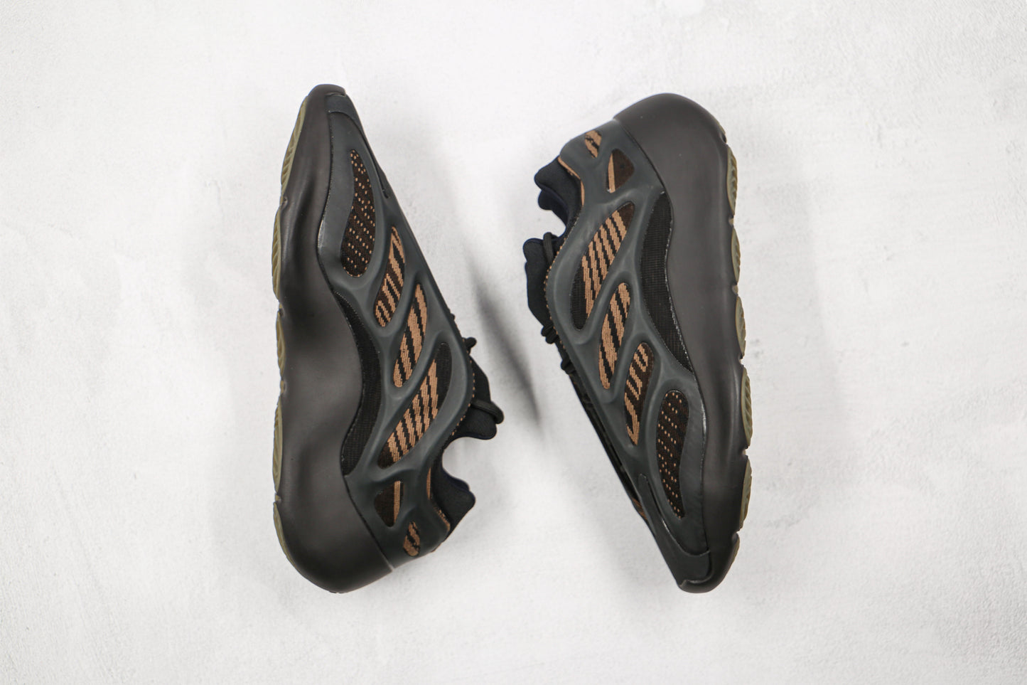 Yeezy 700 V3 Clay Brown