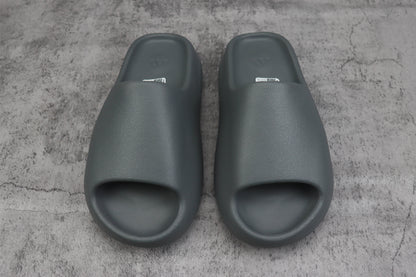 Yeezy Slide Granite