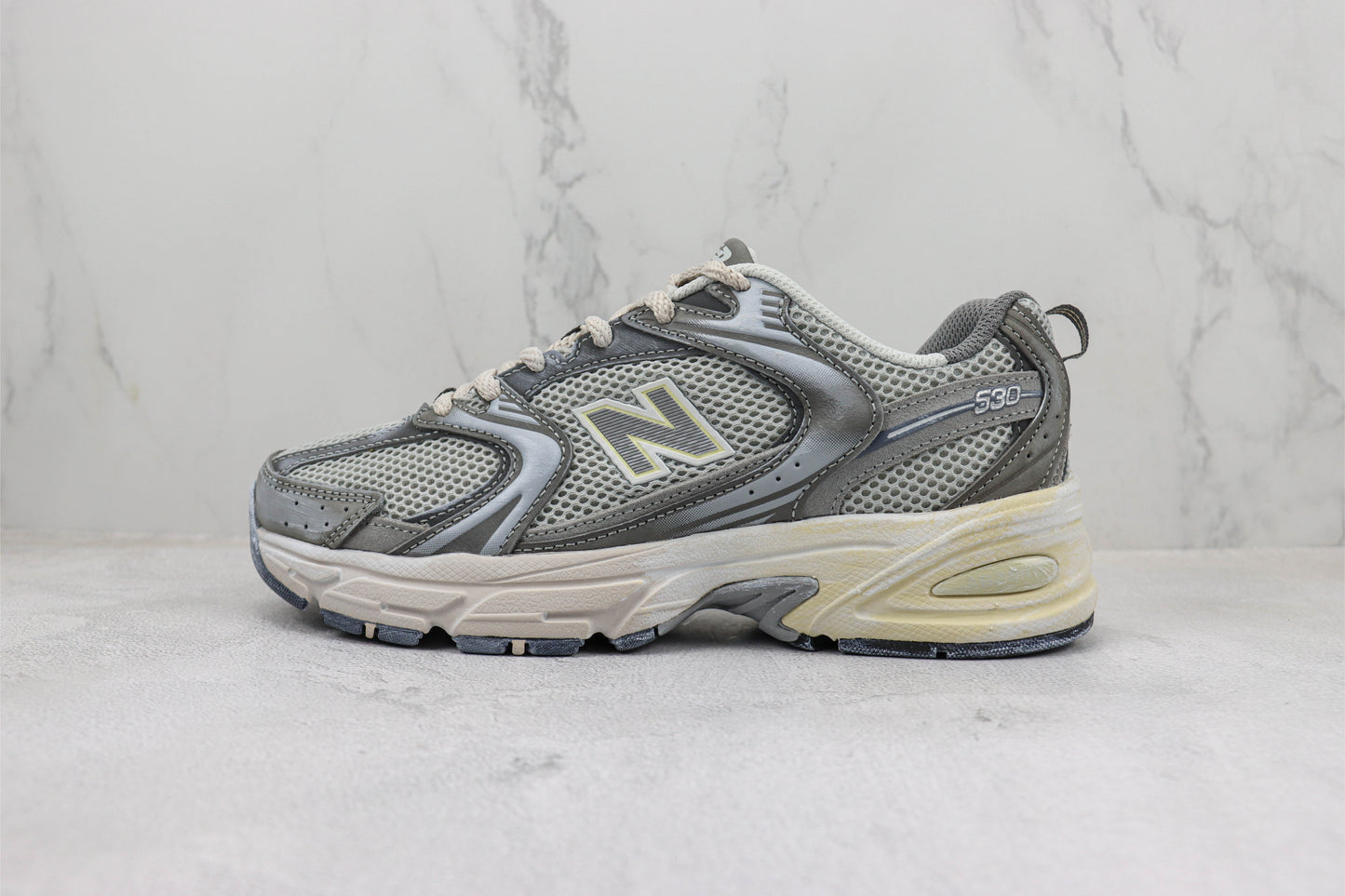 New Balance 530 “Vintage Grey”