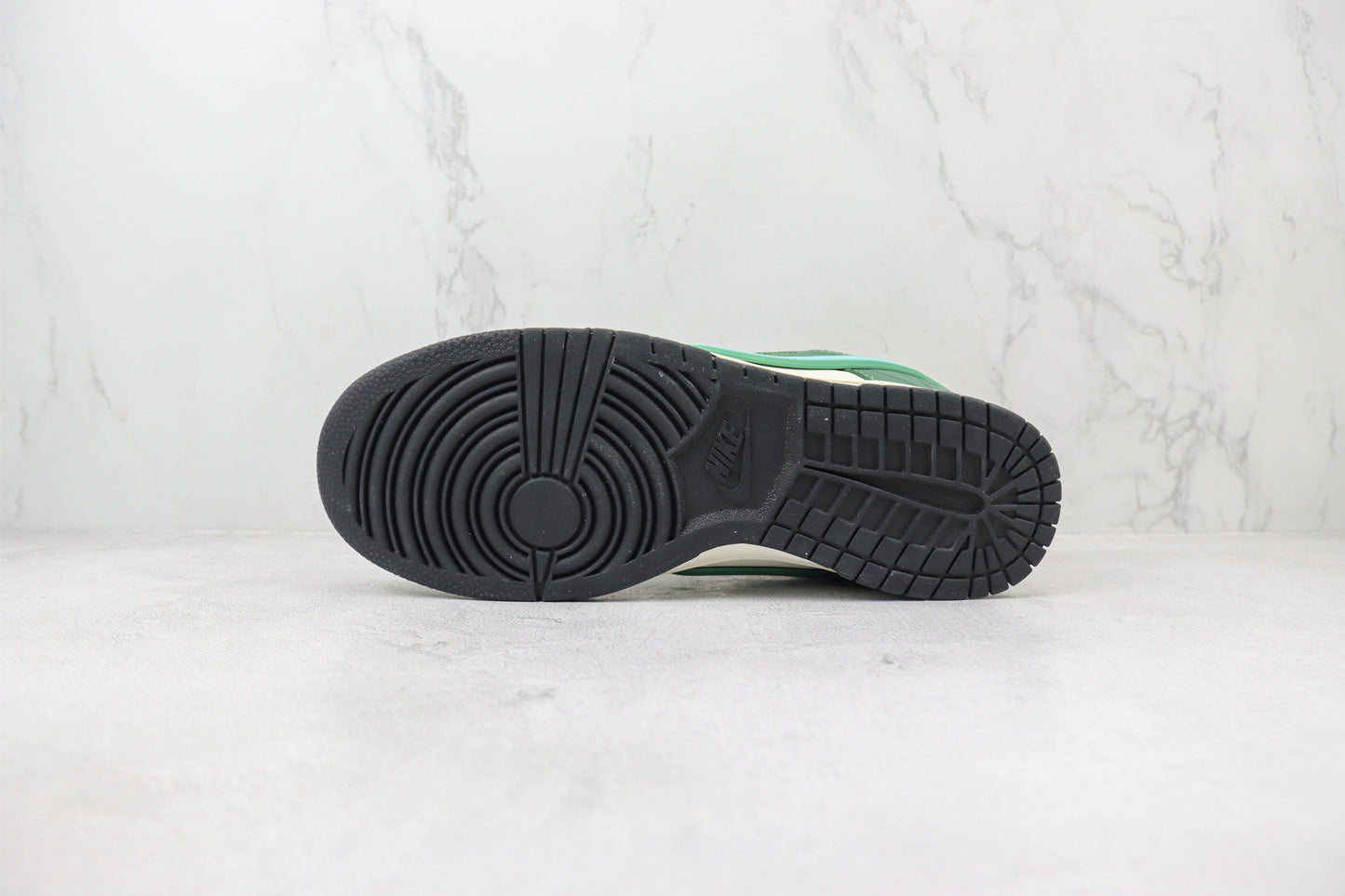 Nike SB Dunk Low Shiryu Le Dragon Violet Green Red Black