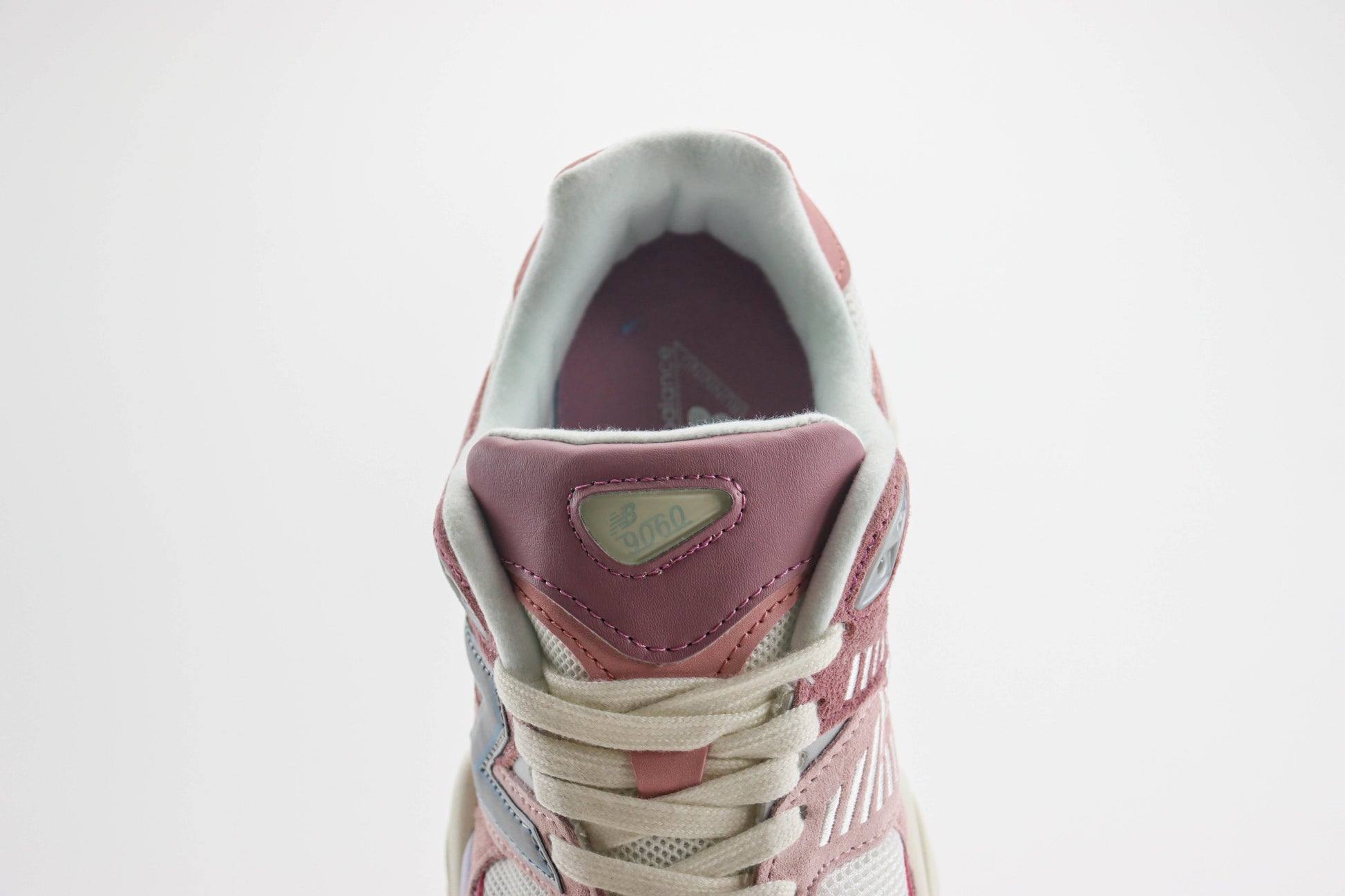 New Balance NB9060 V14