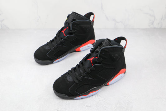 Air Jordan 6 Preto e Branco