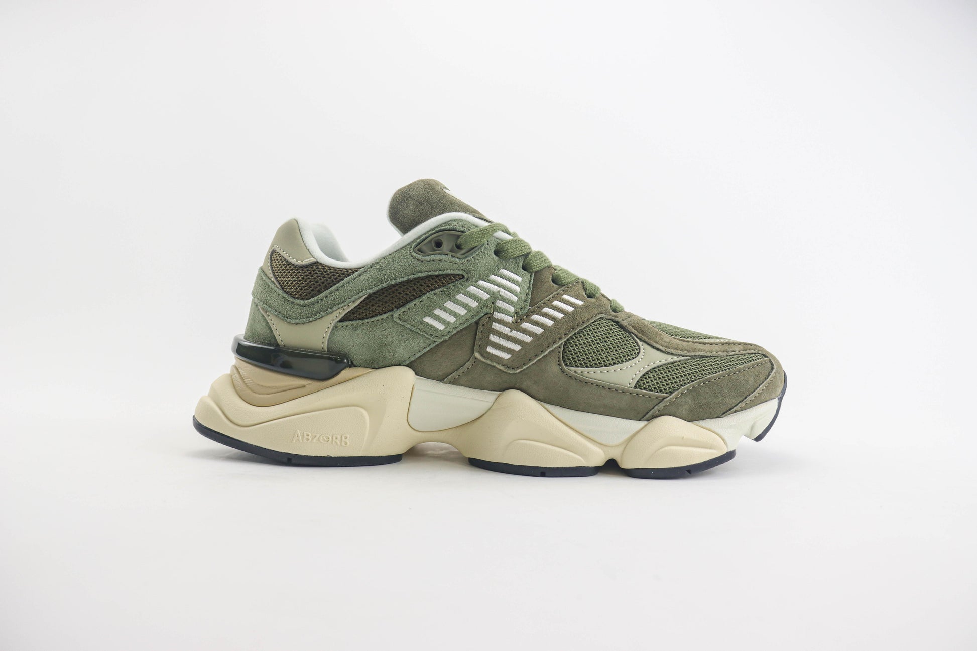 New Balance NB9060 V15