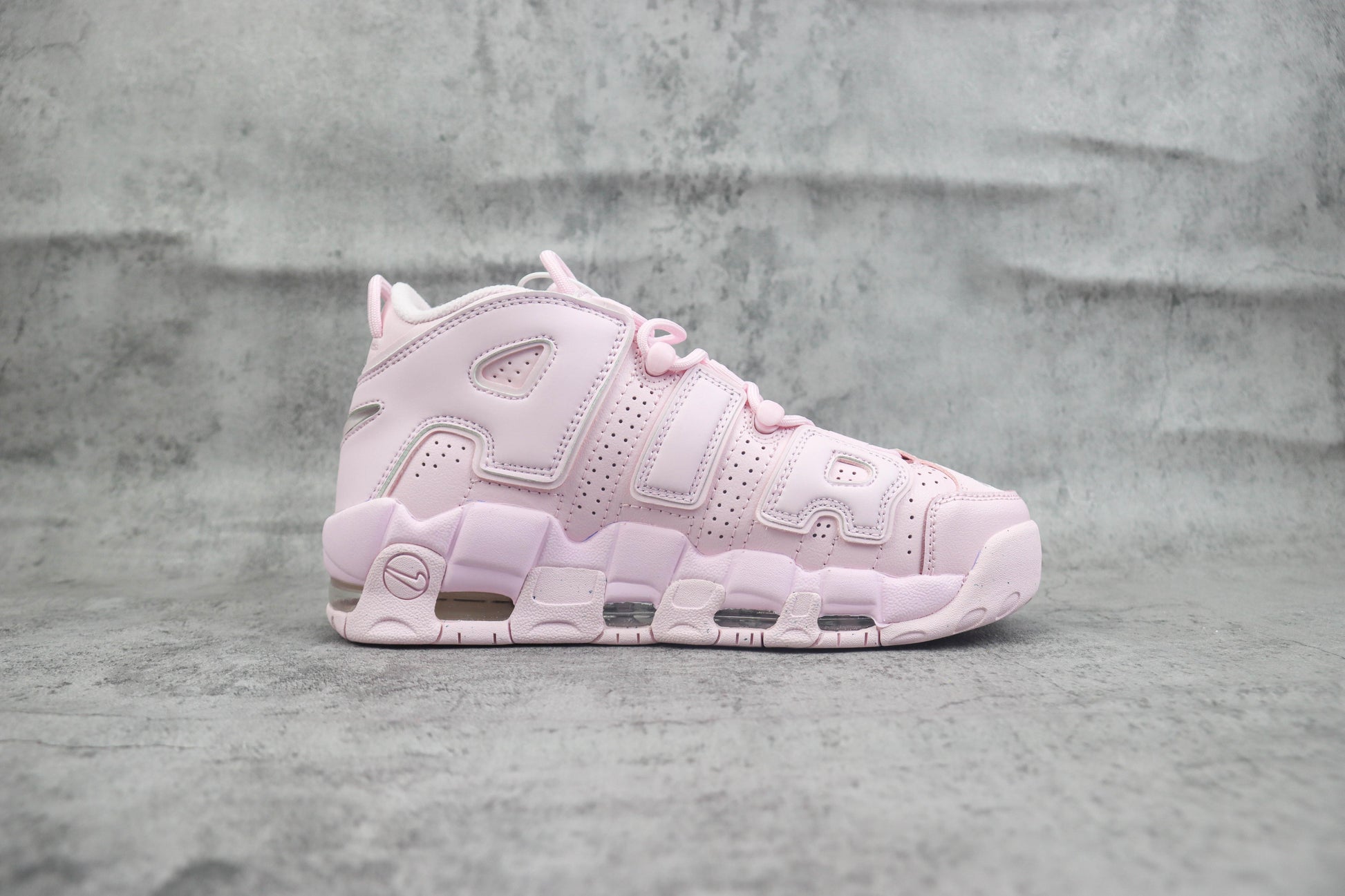 Air More Uptempo Rosa