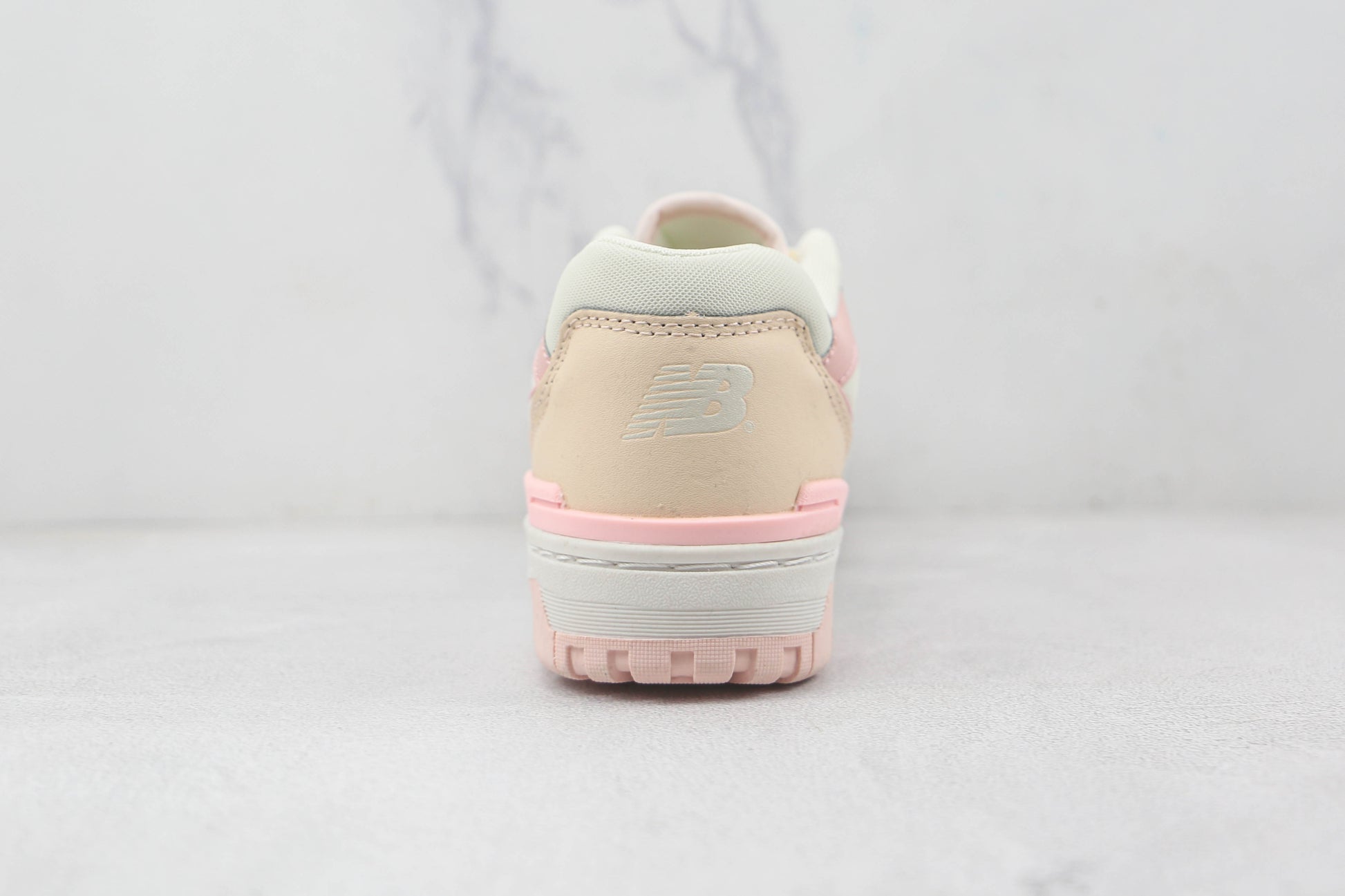 NB 550 White
