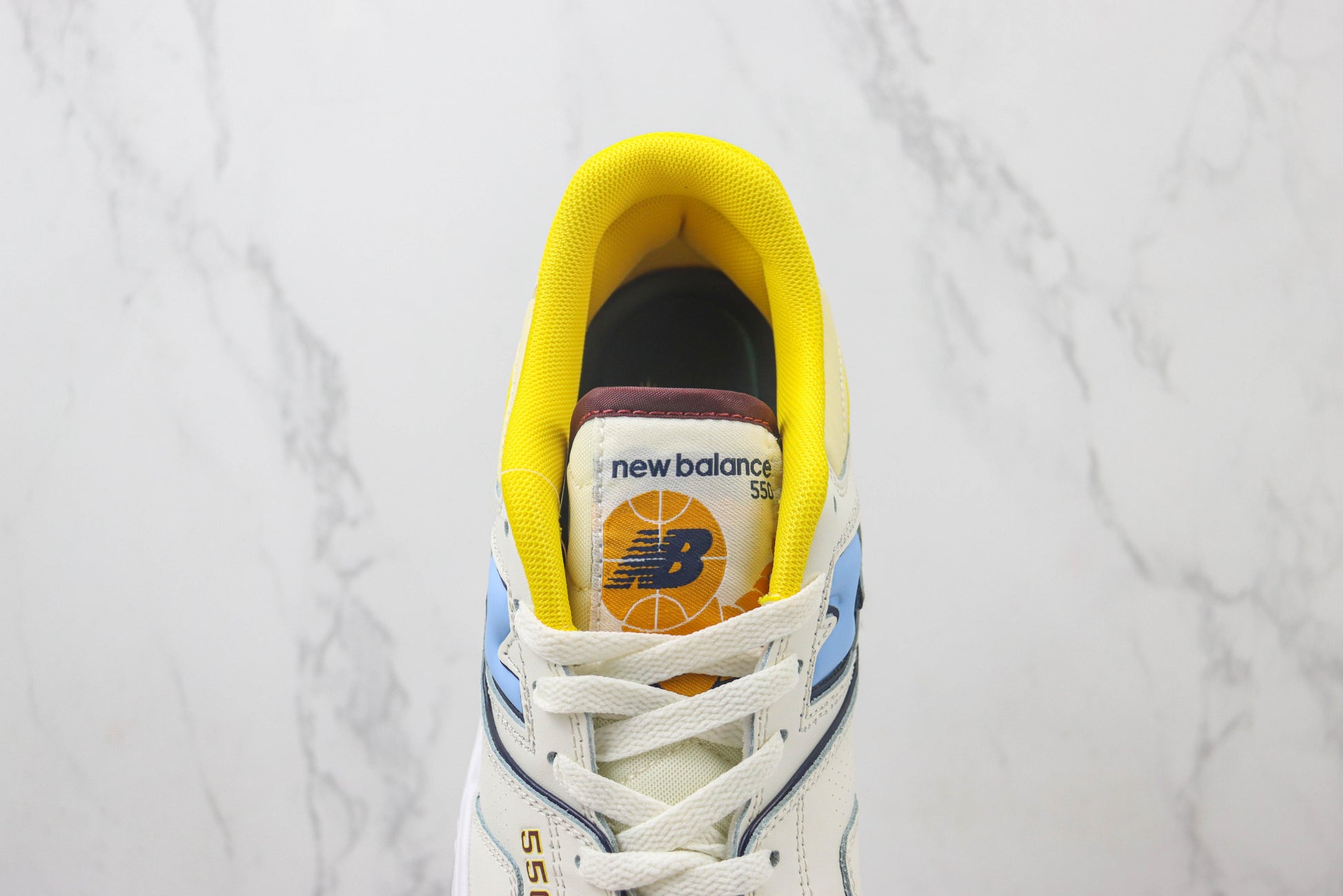 NB 550 Branco e Amarelo