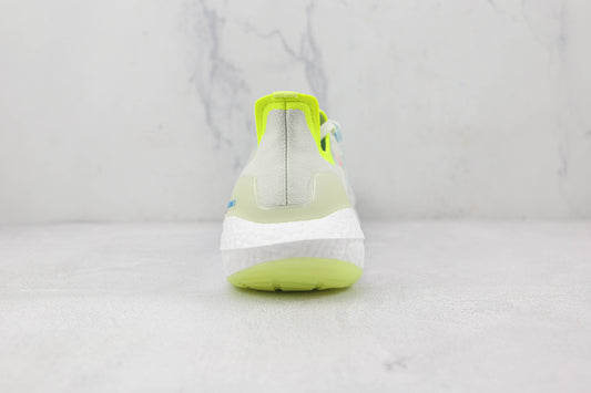 Ad Ultra Boost 22 Consortium Claro