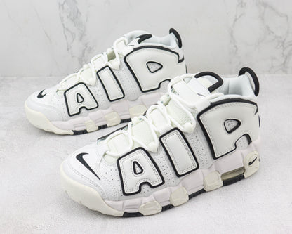 NK Air More Uptempo Preto e Branco  V44