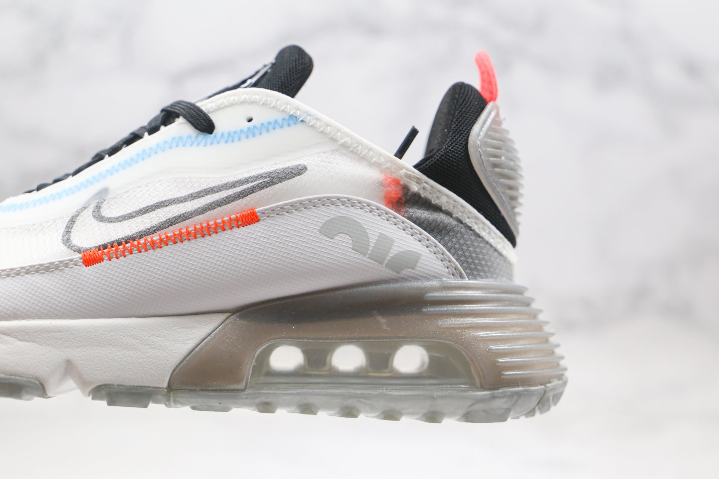 Air Max 2090 B30 Branco e Preto