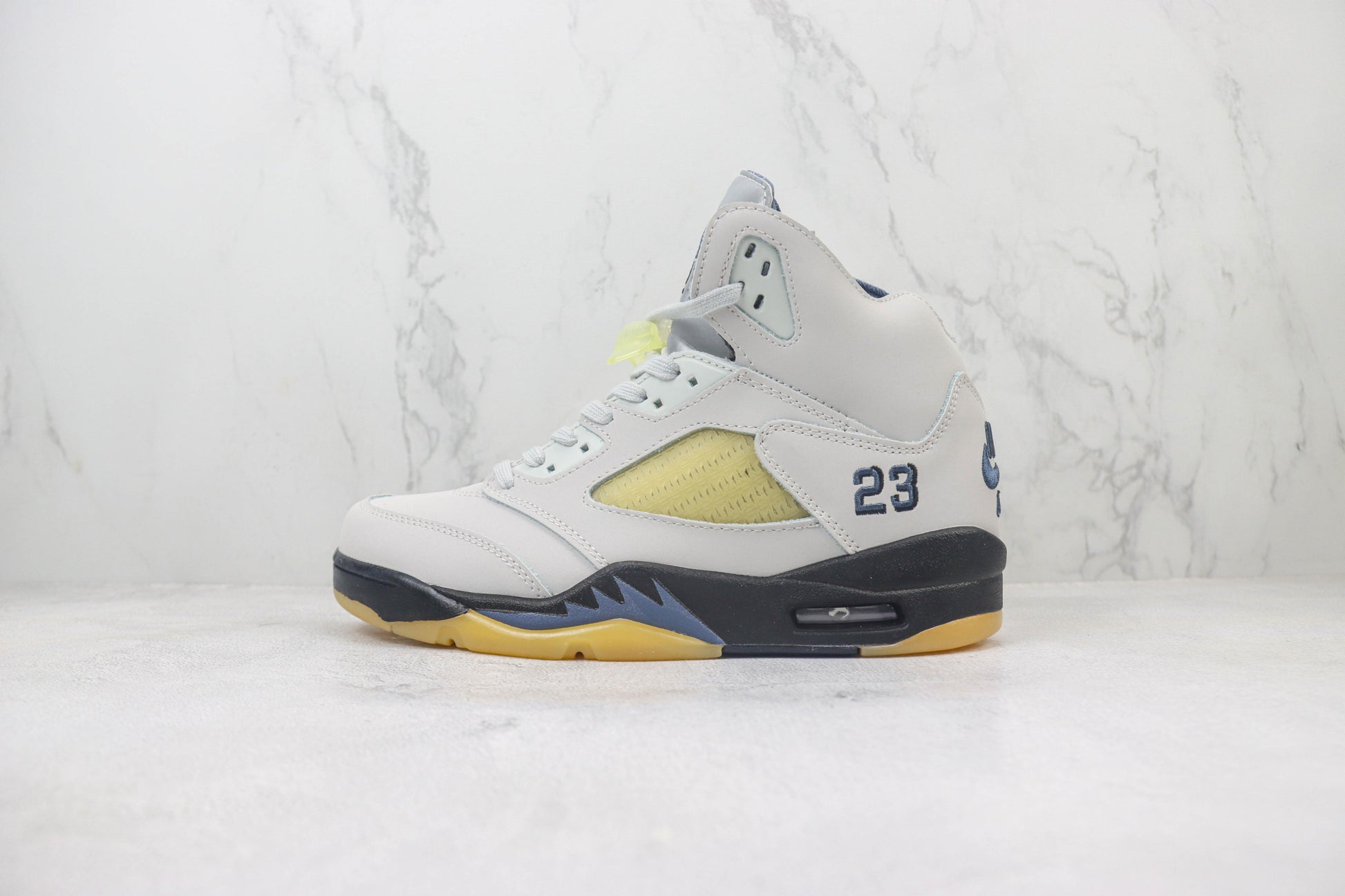Air Jordan AJ5