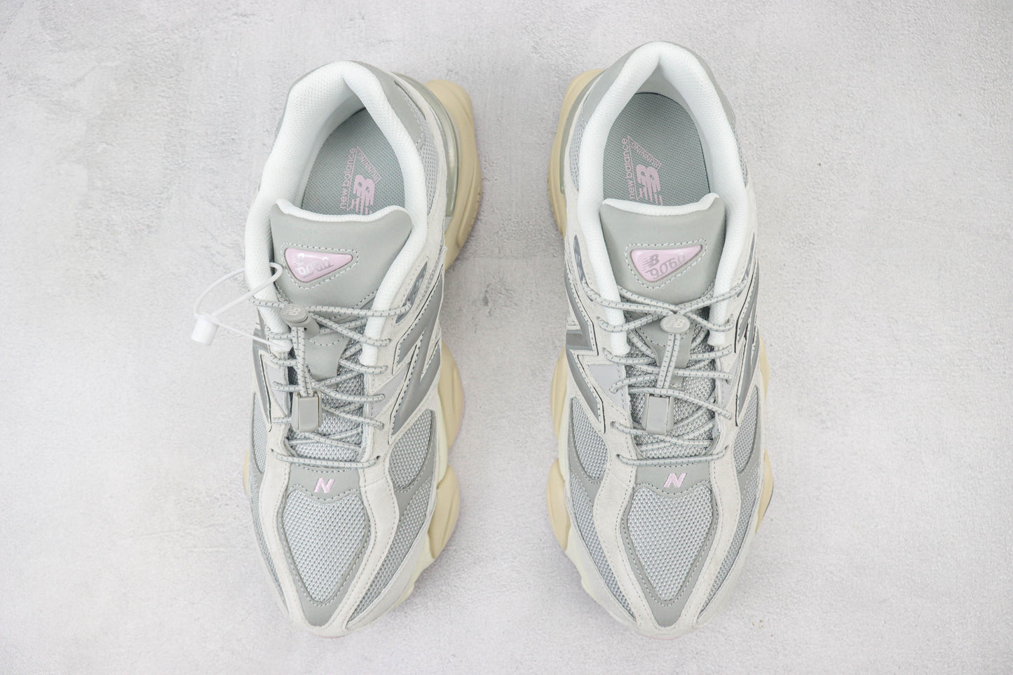 New Balance NB9060 B90 V133