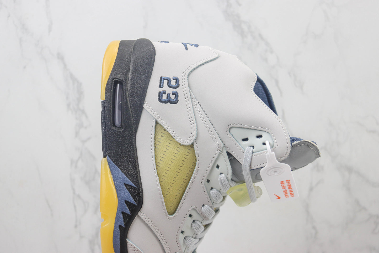 Air Jordan AJ5