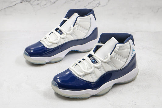 Air Jordan 11 Retro Branco e Azul