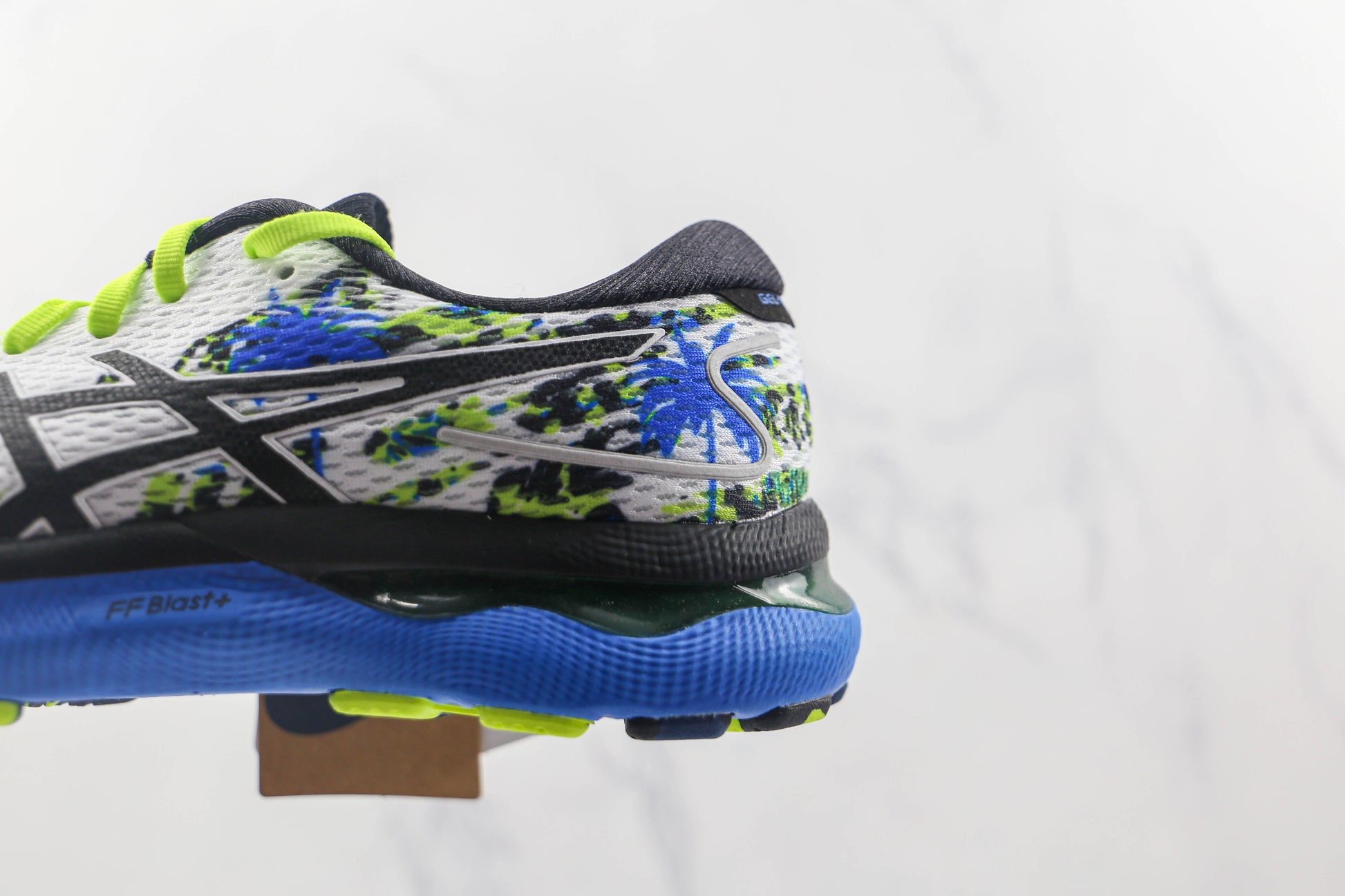 Asics Gel Nimbus 24 Pintura Verde
