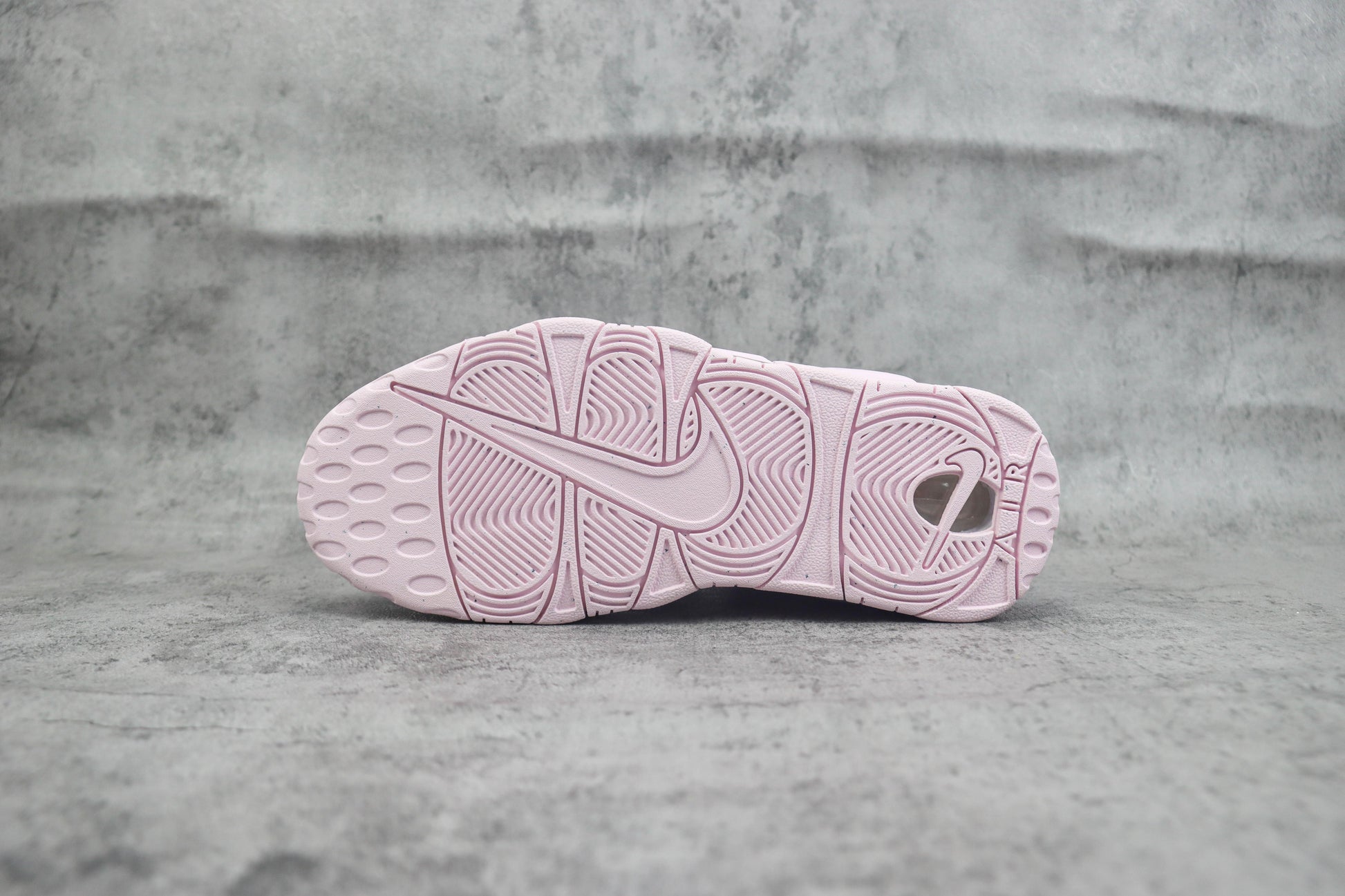 Air More Uptempo Rosa