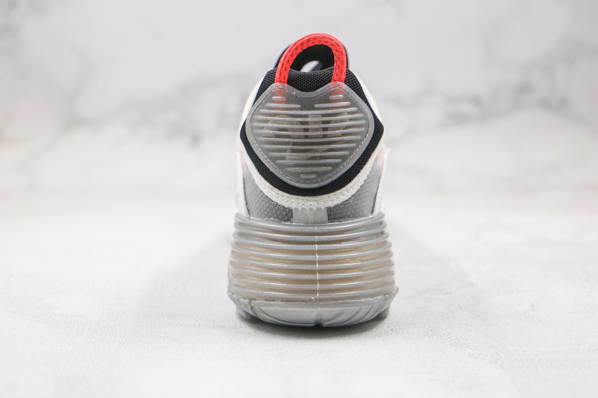 Air Max 2090 B30 Branco e Preto
