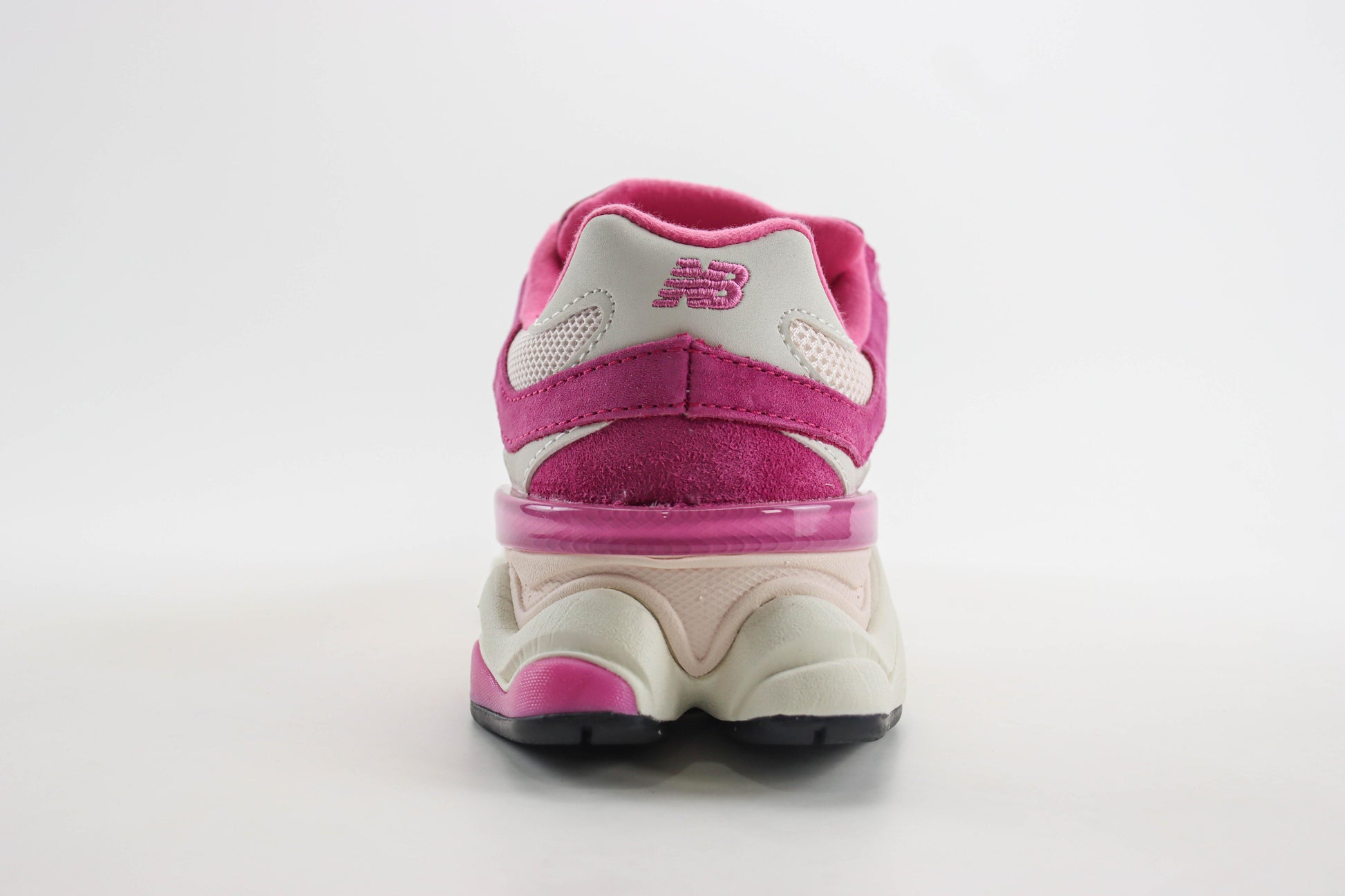 New Balance NB9060 Branco e Rosa