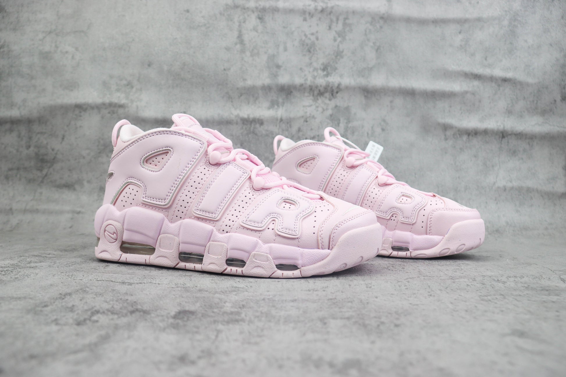 Air More Uptempo Rosa