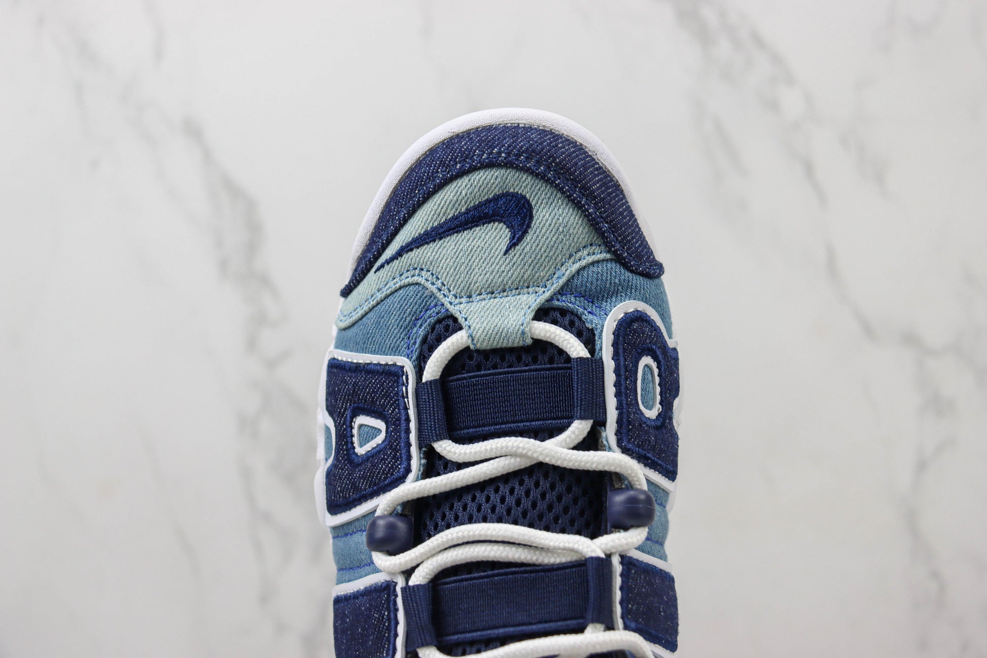 NK Air More Uptempo Azul Escuro